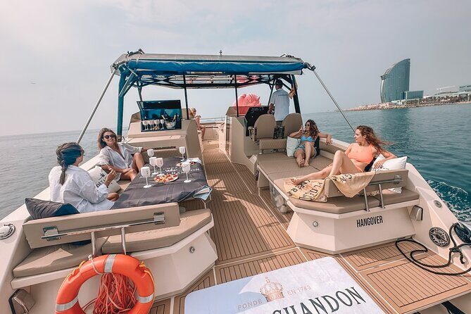 Private Charter in Catamaran Alexa by Barcelona 12 pax 2/4/8 HS - Pricing and Value