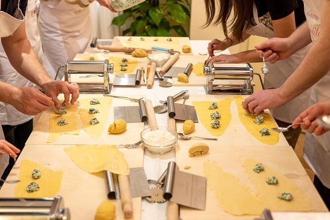 Private Cooking Class at a Cesarina's Home in Sant'Agnello - Key Points