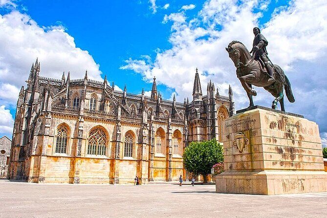 Private Customizable Tour of Lisboa Porto with Transfer - Price and Value