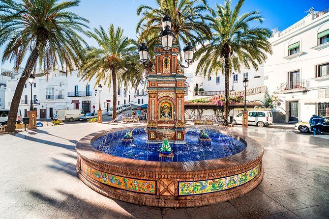 *Private Day Trip* Gibraltar and Vejer from Cádiz - Exploring Vejer de la Frontera: A white village with Arabic roots