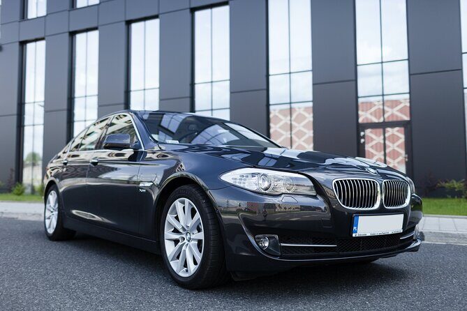 Private Departure Transfer: Hotel in Krakow City To Krakow Airport Balice - The Booking and Meeting Experience