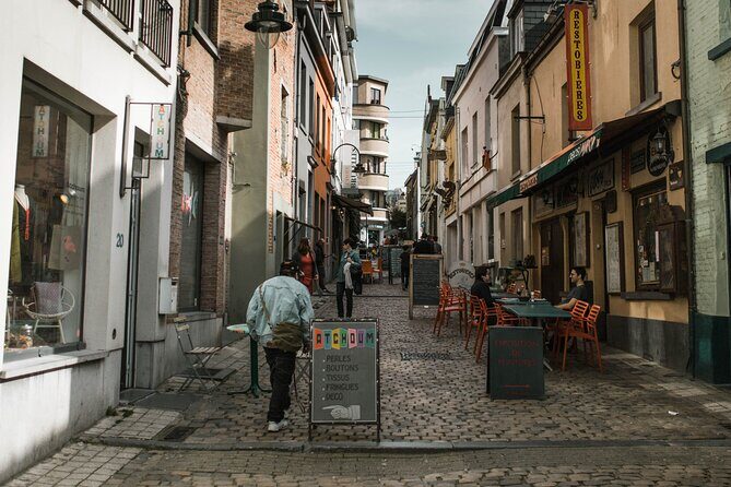 Private direct transfer from Amsterdam to Brussels - The Drivers Role and Customer Experience