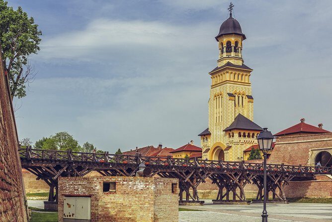 Private five days tour of Transylvania from Budapest - Potential Drawbacks and Considerations