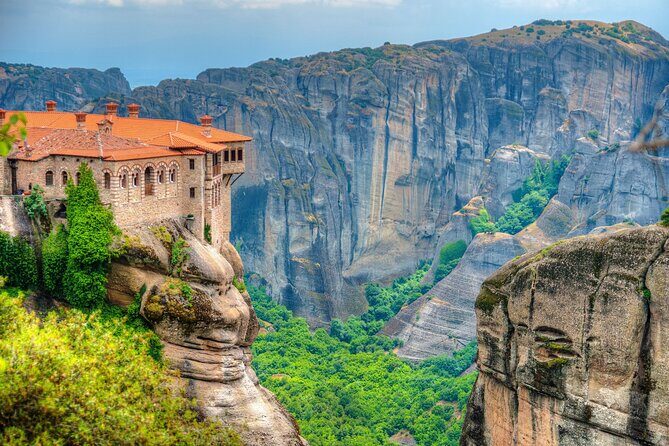 Private Full-Day Tour Around Meteora and Metsovo from Lefkada - Exploring Meteora: The Monastery Marvels