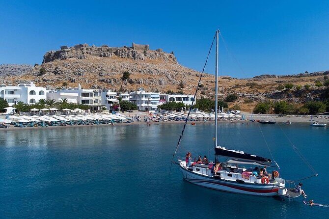 Private Full/Half-Day Boat Trip in Greece with Food and Drinks - Who Is This Tour Best For?