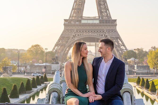 Private Guided Professional Photoshoot by the Eiffel Tower - The value proposition