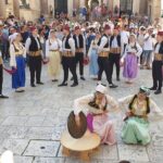 Private History Split Walking Tour in English - FAQ