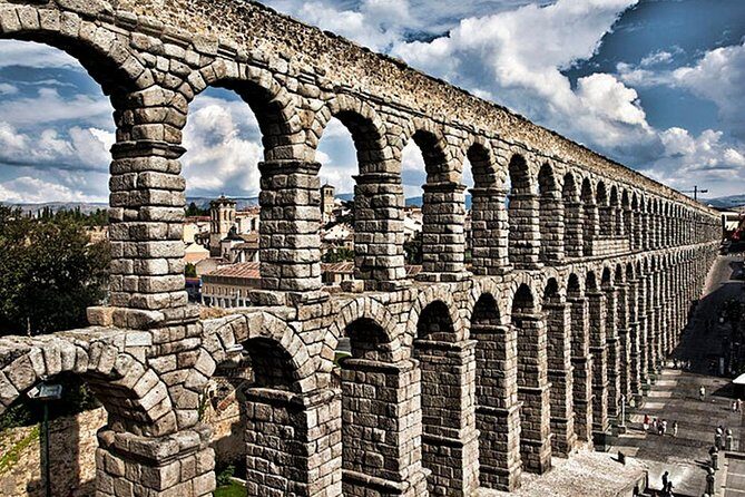 Private one way Transfer from/to Madrid to/from Segovia - Practical Considerations