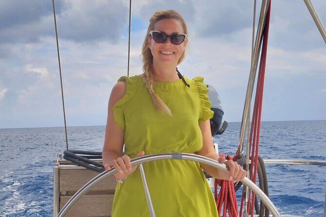 Private sailing cruise-Mykonos Southern Beach Hopping withLunch - FAQs