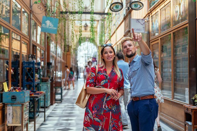 PRIVATE TOUR: Highlights & Hidden Gems of Paris With Locals - In-Depth Look at the Itinerary