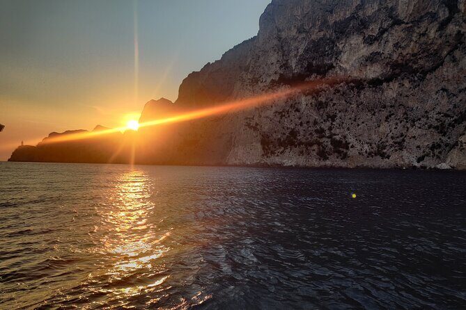 Private tour in a typical Capri boat - The Value of This Experience