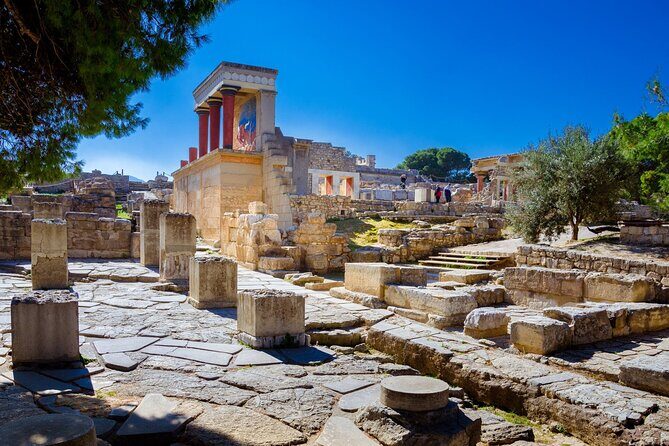 Private Tour Knossos Palace-Archaeological Museum-Heraklion Town - Practical Tips for Your Tour Day