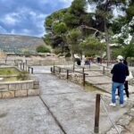 Private Tour of Knossos, Archaeological Museum & Heraklion Town - Discovering Heraklion: A City of Contrasts
