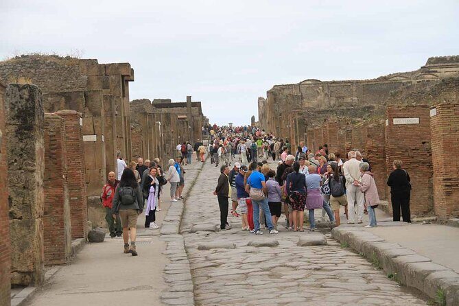 Private Tour of Pompeii, Sorrento and Positano from Naples - Sorrento: A Charming Coastal Escape