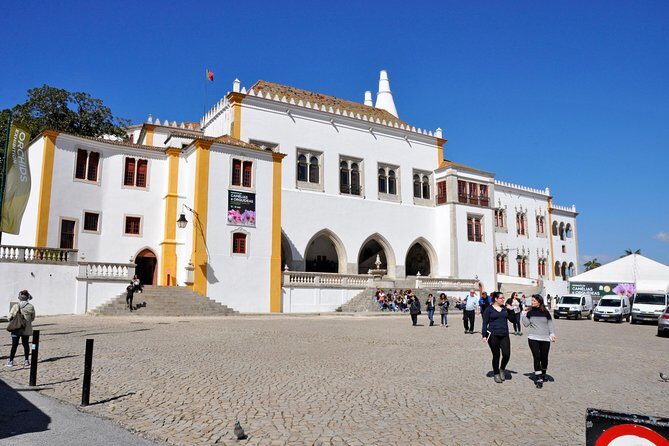 Private Tour to Sintra with Cabo da Roca and Cascais - Transportation & Guide Experience