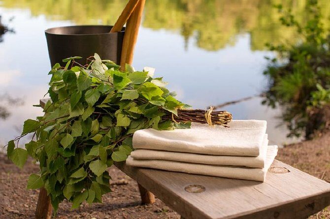 Private Traditional Lakeside Sauna with Midnight Sun - Analyzing Value and Cost