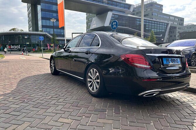 Private Transfer from Amsterdam Schiphol Airport to Amsterdam - Why This Private Transfer Stands Out