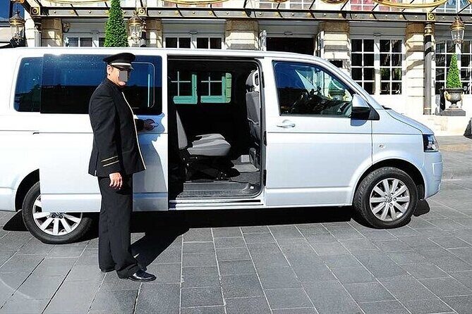 Private Transfer from Genoa hotels to Serravalle Designer Outlet - Why Choose This Private Transfer?