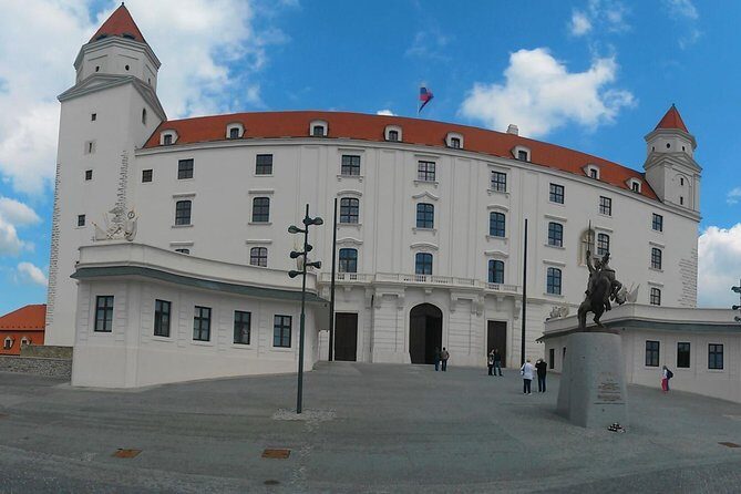 Private transfer from Vienna to Budapest with Bratislava visit - Why This Tour Stands Out