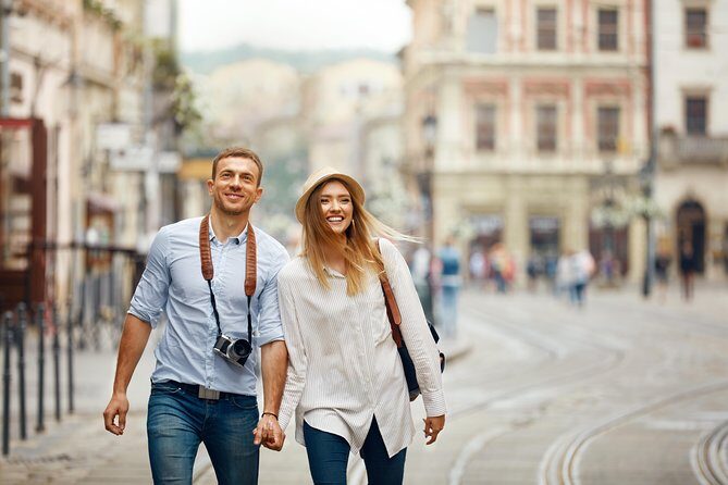 Private transfer: Nuremberg to Salzburg, 2h of Sightseeing stop - Practical Tips for Booking and Travel