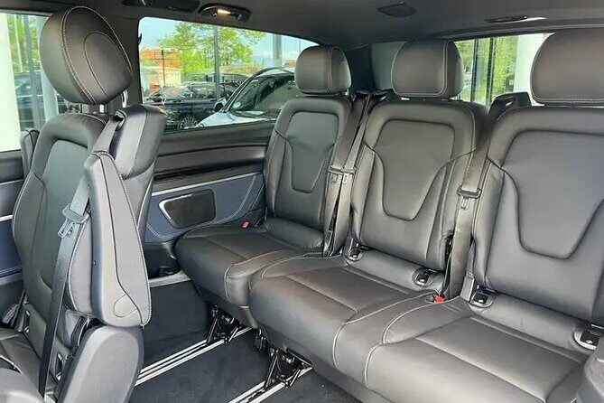 Private Transportation from Granada City to Malaga Airport - Who This Transfer Service is Best For