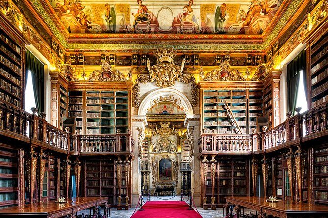PRIVATE VIP Joanina Library & University of Coimbra incl. tickets - Exploring Coimbra’s Historic University