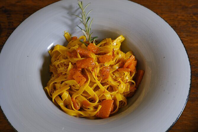 Private Wine & Evo oil tasting with Saffron Meal - Why This Tour Will Suit You