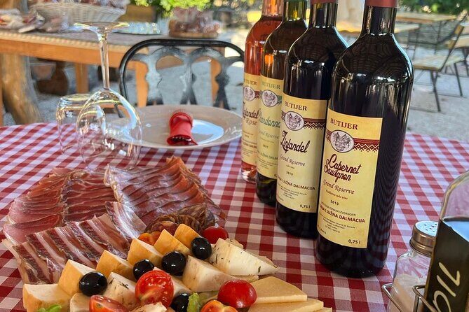 Private Wine Tasting Under The Stars With Sunset Panorama - Who Should Book This Tour?