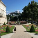 Public 8h tour to sites of "The Sound of Music Movie" & Hallstatt - Transportation and Group Size