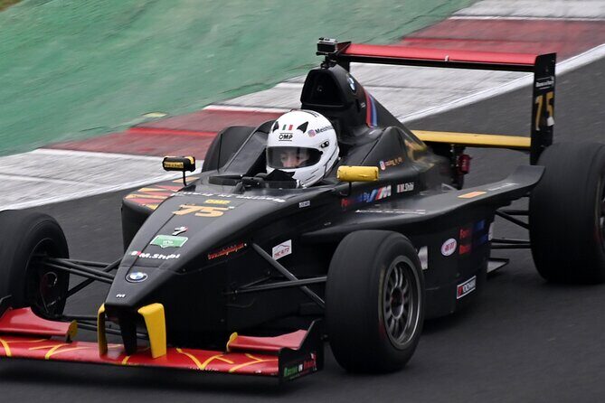 Racing Experience-Formula Racing Course and laps on Ferrari near Milan - FAQs