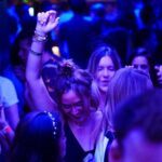 Riviera Bar Crawl Party with Free Shots and VIP Entry - Who Is This Tour Perfect For?