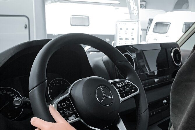 Rome Fiumicino Airport Transfer in Luxury Private Transportation - Who Should Consider This Service?