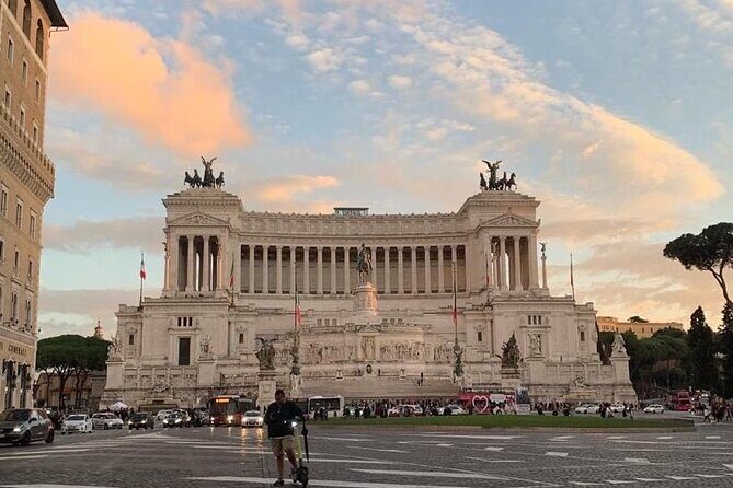 Rome in Golf Car a Private Trip between History and Beauty - Who Would Love This Tour?