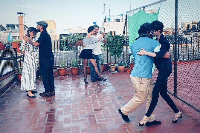 Rooftop Tango Lesson & Drinks in Barcelona - What Makes This Tour Stand Out?