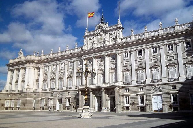Royal Palace of Madrid Early Entrance Tour Skip-The-Line Ticket - The Itinerary and Highlights in Detail