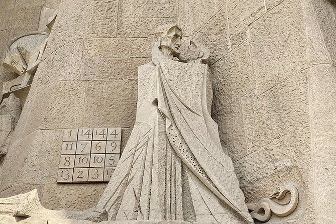 Sagrada Familia Private Tour with Expert Guide - Practicalities and Considerations