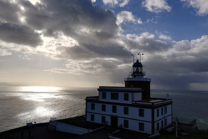 Santiago de Compostela: Finisterre, Muxía & Costa da Morte - Practical Details: What to Expect