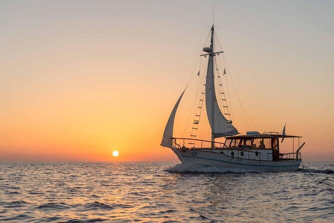 Santorini Caldera Sunset Traditional Cruise with Meal and Drinks - Who Will Love This Cruise?