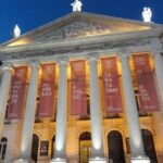 Self-Guided Adventure Hunt: Princes, Poets,Playwrights&Promenades - Who Would Love This Tour?