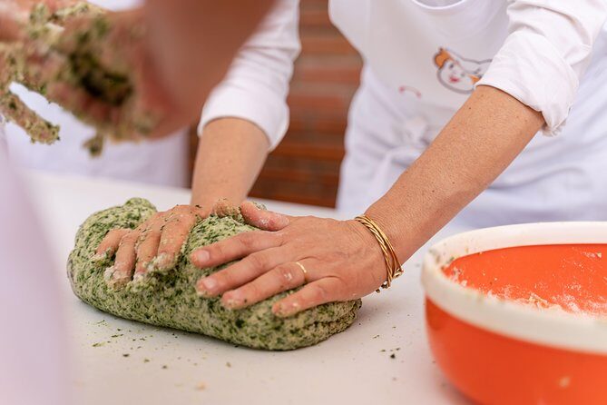 Share your Pasta Love: Small group Pasta and Tiramisu class in Arezzo - FAQs