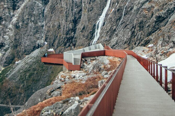 Sightseeing Tour in Trollstigen - Land of Trolls - A Closer Look at the Experience