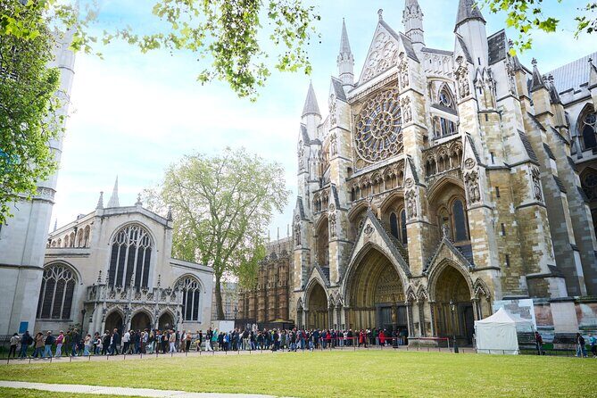Skip the Line Tower of London & Westminster Tour and River Cruise - Analyzing the Value and Practical Aspects