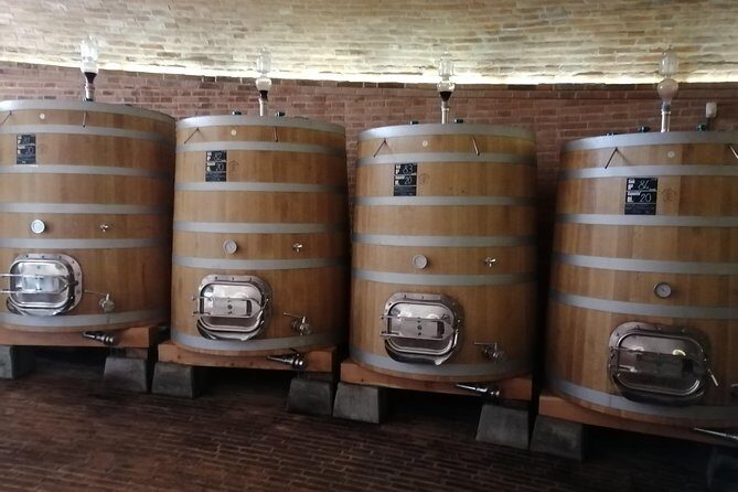 Small-Group Brunello di Montalcino Wine-Tasting Trip from Siena - What Makes This Tour Stand Out?