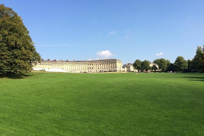 Stonehenge & Bath Day Tour from London including Admission - Transportation & Group Size: Why It Matters