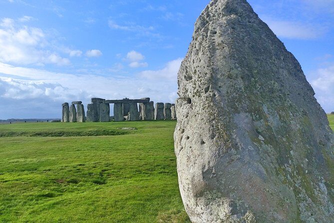 Stonehenge Half-Day luxury guided tour from Bath for 2-8 - Who Would Love This Tour?