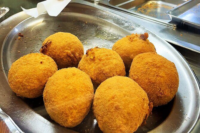 Street food and pasta in Rome - Authentic Experiences and Genuine Value