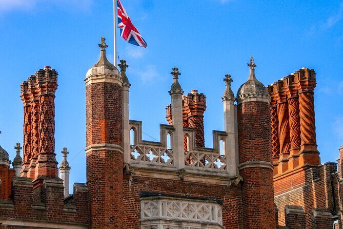 Stunning Hampton Court Palace Private Day Trip from London - A Closer Look at the Private Hampton Court Palace Day Trip