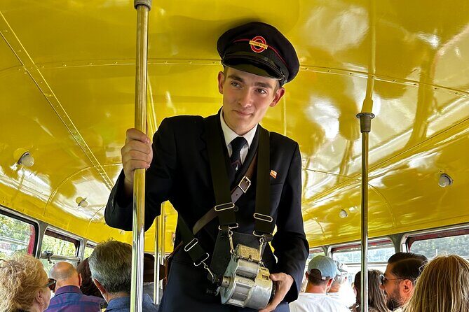 Sussex Vineyard & Winery Bus Tour on Iconic Vintage London Bus - Picnic in the Vines