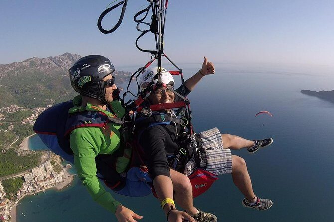 Tandem paragliding in Budva - The Itinerary Breakdown