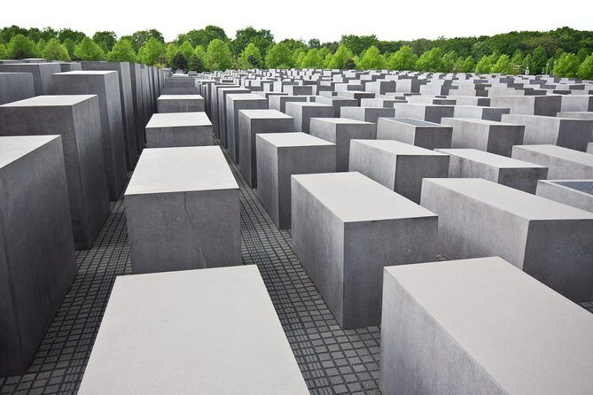The Best Private Berlin Tour with a Car, Tour Guide and Pick up - Who Should Book This Tour?
